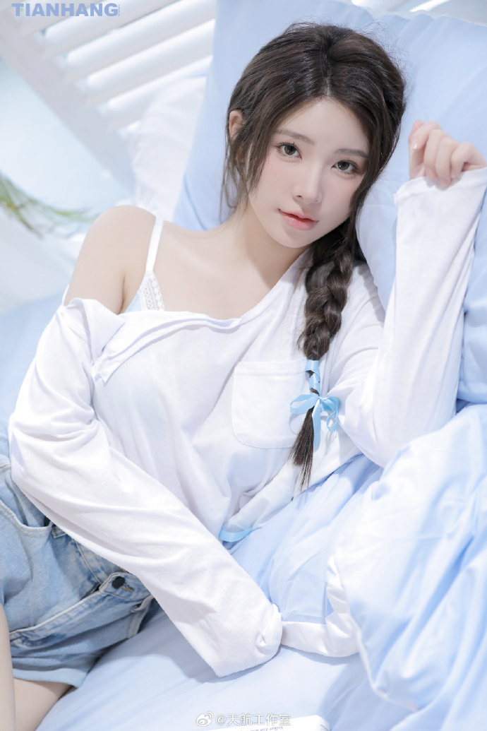 真探第一季 封面